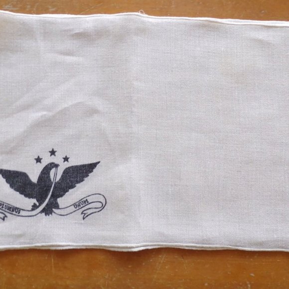 Linen Placemats E Pluribus Unum Eagle 17" x 11" 4 Piece Set  2895 - Picture 2 of 4